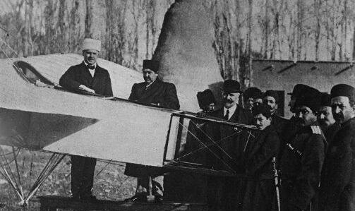 ماجرای پرواز اولین طیاره در تهران و احمدشاه قاجار