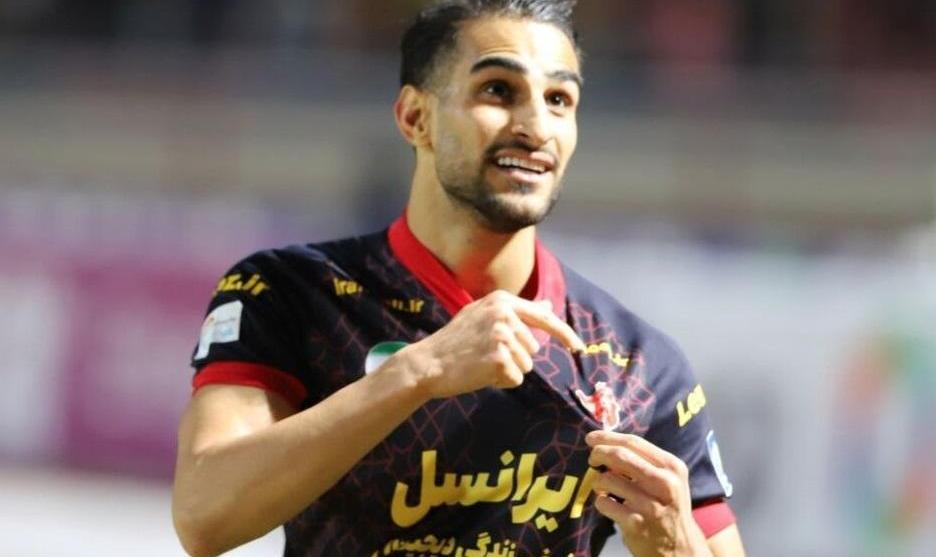 شوک دوم به پرسپولیس؛ مهاجم گلزن سرخ‌ها در راه ژاپن