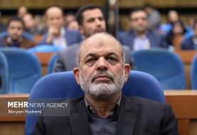 احزاب و سلایق مختلف سیاسی باید با یکدیگر گفت‌وگو کنند