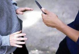 چاقوکشی در مدرسه پسرانه/ یک معلم و یک دانش‌آموز زخمی شدند
