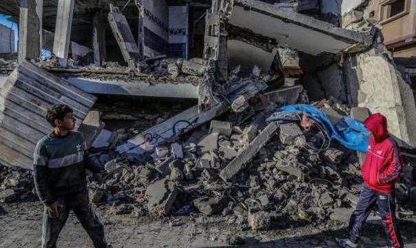 حماس به پیشنهاد آتش‌بس در غزه پاسخ داد؛ از «بازسازی غزه تا انتقال ...