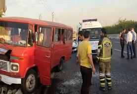 ۱۵ مصدوم در حادثه واژگونی مینی بوس در آزاد راه قزوین