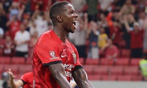 زمان حضور مهاجم جدید پرسپولیس در ایران مشخص شد