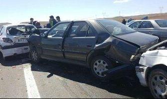 تصادف زنجیره‌ای در اتوبان تهران کرج/ آمار فوتی و مصدومان