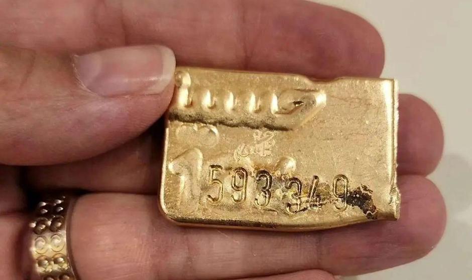 احتمال کاهش نرخ بهره در آمریکا، قیمت طلا را افزایش داد/ هر اونس به ۴۲۶۱ ...