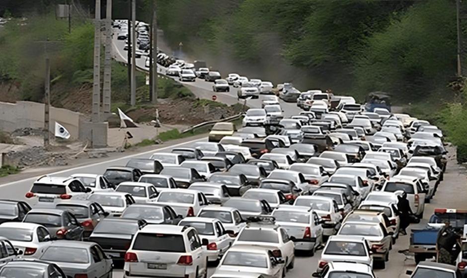 ترافیک سنگین در خروجی مازندران؛ احتمال یک‌طرفه شدن کندوان و هراز