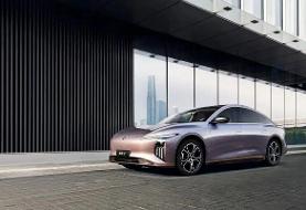 این خودروی برقی با ۱۴ دقیقه شارژ ۳۲۰ کیلومتر پیمایش میکند