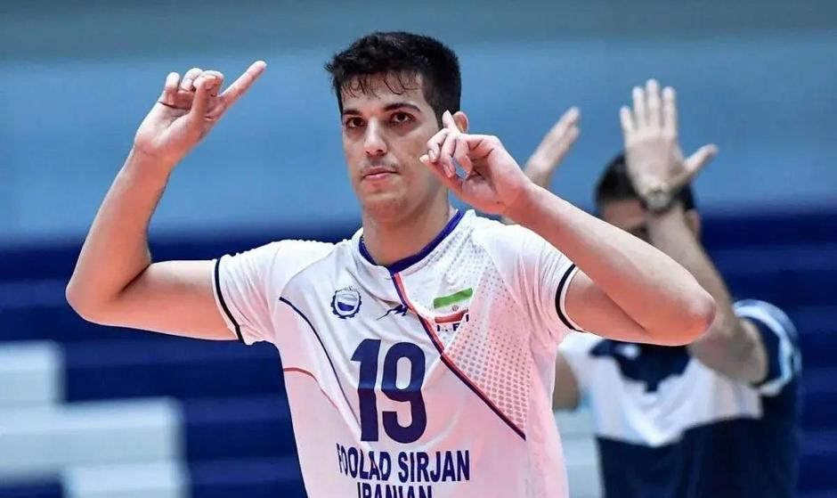 نظر پروفسور سمیعی درباره وضعیت صابر کاظمی