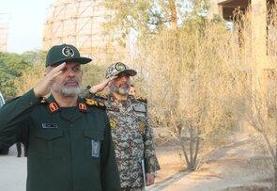 ادامه بازدیدهای میدانی فرماندهان ارشد نیروهای مسلح از مواضع پدافندی/ جانشین ستاد کل به کدام ...