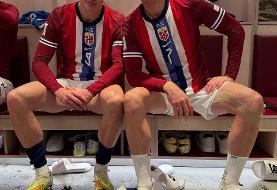 عکس | تحقیر بچه غول مقابل غول بزرگ!