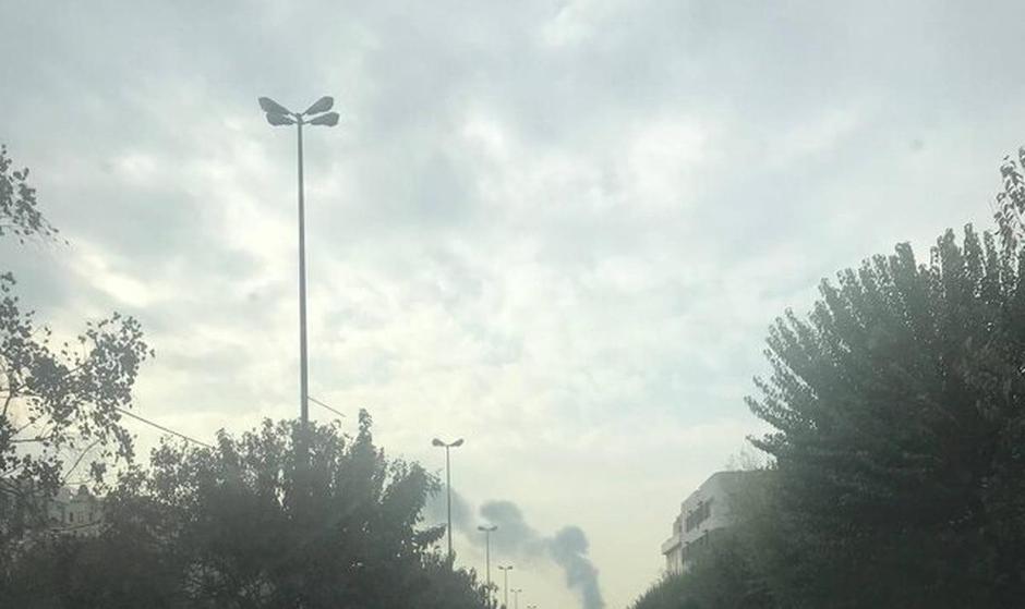 آتش سوزی ساختمان نیمه‌کاره علت بلند شدن دود غلیظ در شرق تهران