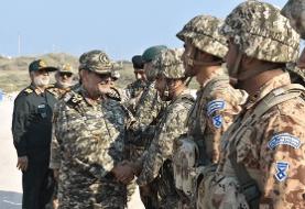 بازدید سردار تنگسیری از جزایر بوموسی و سیری