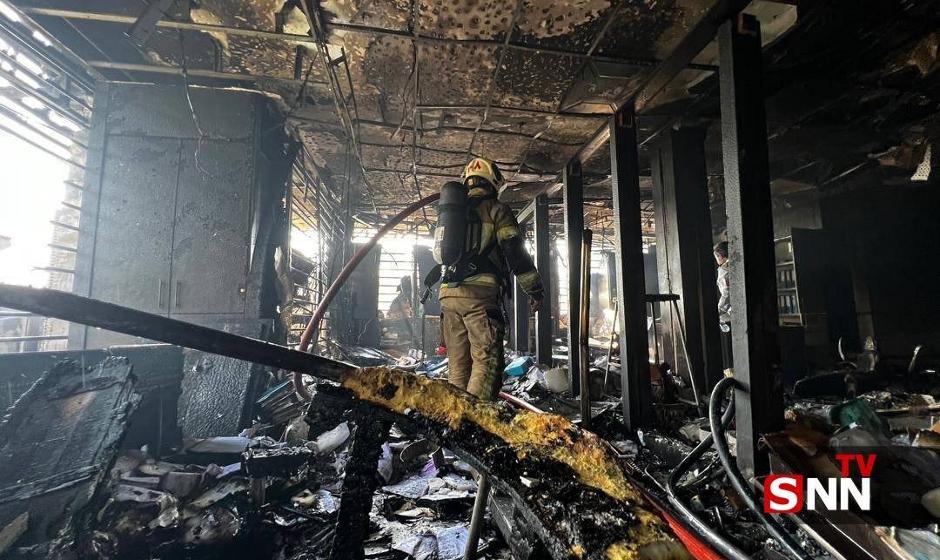 آتش‌سوزی یک رستوران ۲ طبقه در شهرک غرب تهران