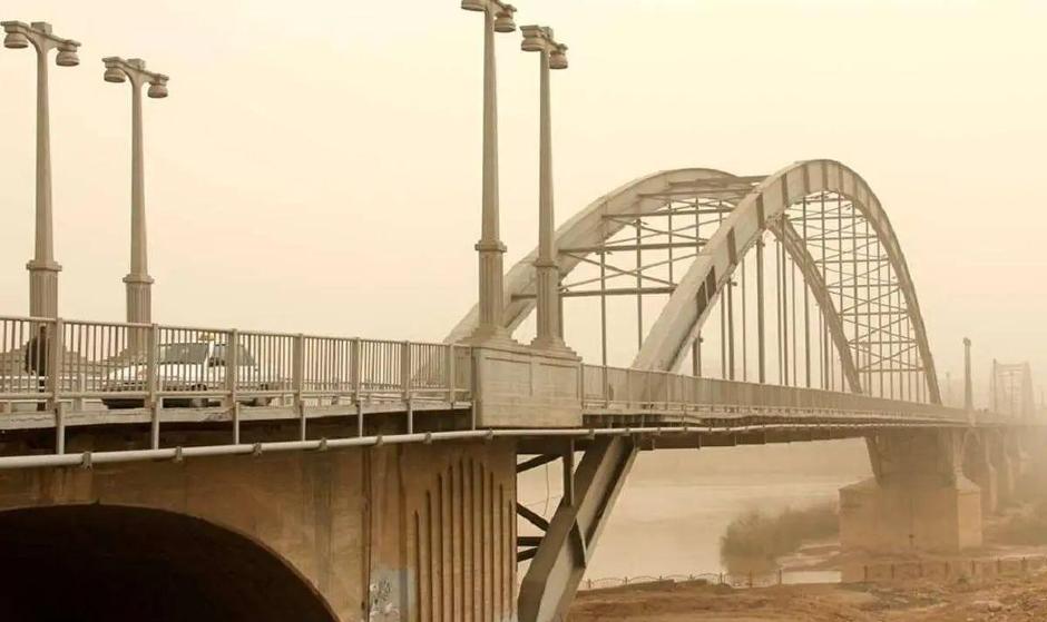 تاخیر در آغاز فعالیت ادارات، مدارس و دانشگاه‌ها در چند شهر خوزستان