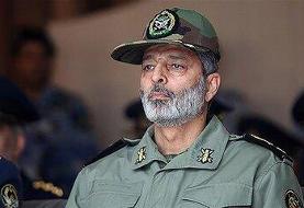 پیام رئیس ستاد کل نیروهای مسلح خطاب به امیر ایرانی/ نیروی دریایی آمادگی خود را برای پاسخ ...