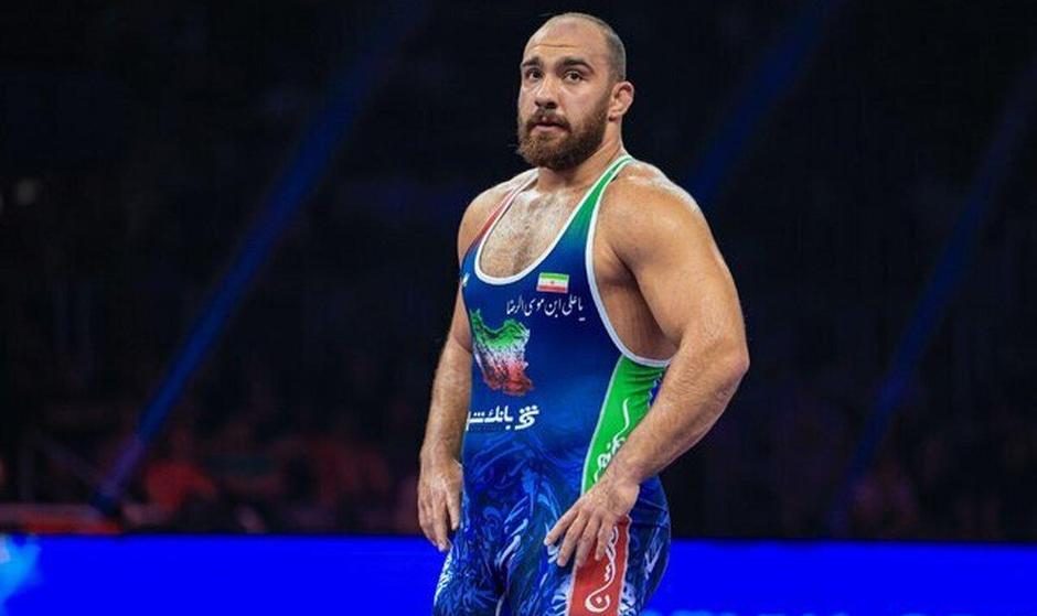 طلای سنگین وزن به زارع رسید