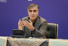 فرزین: نمی‌دانم چرا موسسه ملل ۳۰۰ شعبه دارد