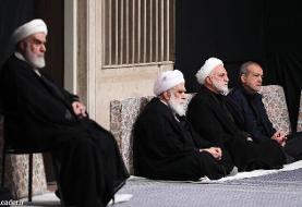 تصاویری از اولین شب مراسم عزاداری شهادت حضرت زهرا در حسینیه امام خمینی/ مداح معروف در بیت رهبری/ ...