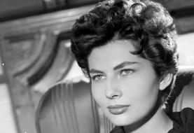 ثریا اسفندیاری در کنار برادر، پدر و مادر آلمانی اش؛ دهه ۲۰ (عکس)