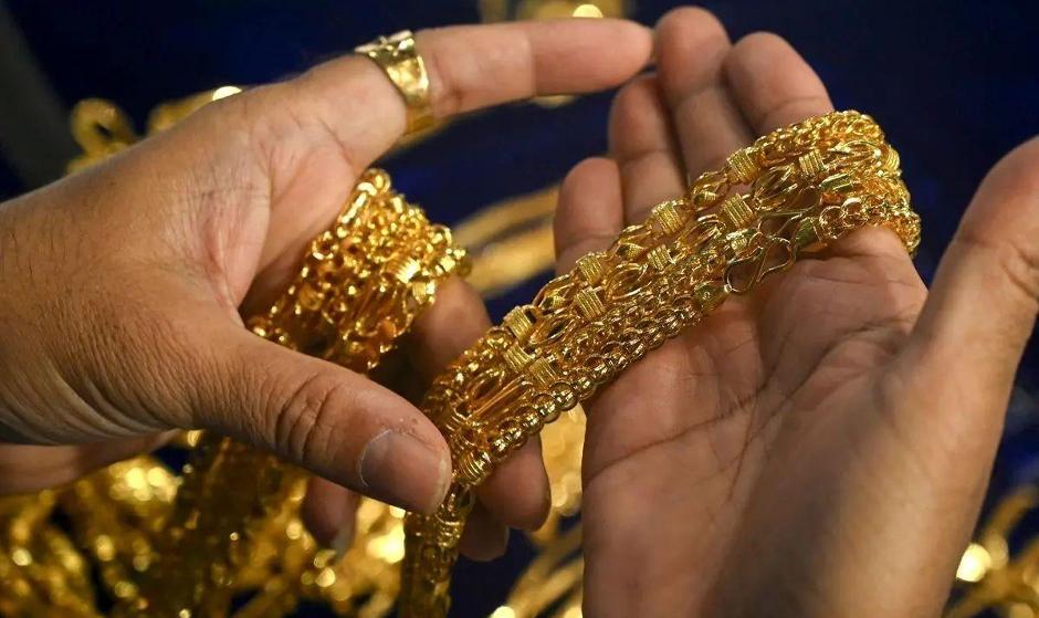 قیمت طلا، امروز چهارشنبه ۱۴ آبان ۱۴۰۴