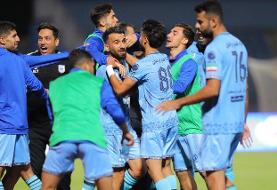 جدول لیگ برتر/ تراکتور باخت چادرملو صدرنشین شد