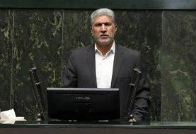 نماینده مجلس به پزشکیان: هنوز کالابرگ را اجرا نکردید، در حال گران کردن برق، آب، گاز و بنزین ...