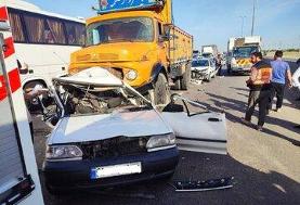 تصادف مرگبار پراید و کامیون/ ۴ نفر جان باختند