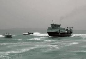 توقیف کشتی خارجی در دریای عمان / بازداشت ۱۸ خدمه