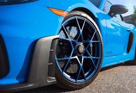 چرا برخی خودروها از ترمزهای سرامیکی استفاده می‌کنند؟