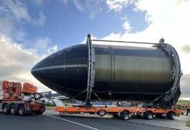 موشک «‌هیپوی گرسنه» با ارتفاع ۴۳ متر آماده پرتاب می‌شود