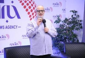 حسام الدین آشنا: توییتر و فیسبوک متهم ۸۸ هستند/  در عرض یک شب تا صبح، ایران می‌تواند بسته ترین ...