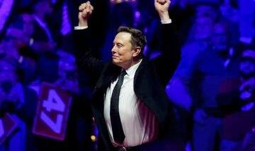 ثروت خالص ایلان ماسک به ۶۰۰ میلیارد دلار رسید