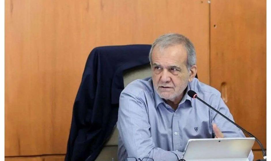 تذکر کتبی ۳۹ نماینده به رئیس‌جمهور: ساماندهی کارکنان دولت اجرا شود