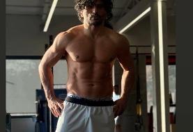 عکس| عضلات شگفت‌انگیز یک پرسپولیسی؛  رونالدوی مناطق محروم در تهران!