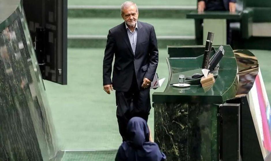 اعلام وصول لایحه بودجه ۱۴۰۵ از سوی مجلس