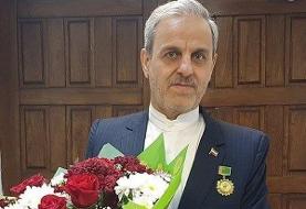 اعطای نشان و لوح سی‌امین سالگرد بی‌طرفی ترکمنستان به سفیر ایران