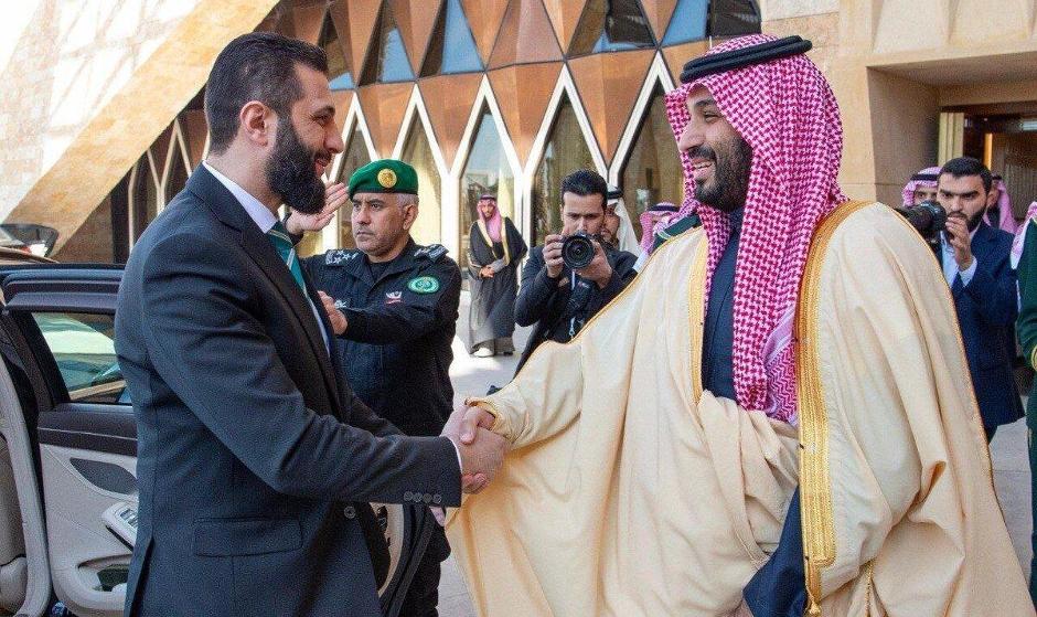 نخستین سفر در مقام رئیس‌جمهور انتقالی سوریه؛ احمد شرع در ریاض با بن ...