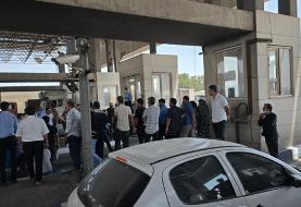 تجمع خانواده مفقودان حادثه بندر شهید رجایی