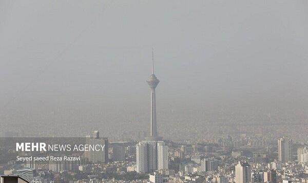 هوای تهران آلوده است