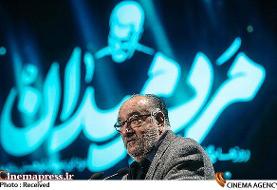 تا نفس داریم برای پاسداری از کشور ایستادگی خواهیم کرد