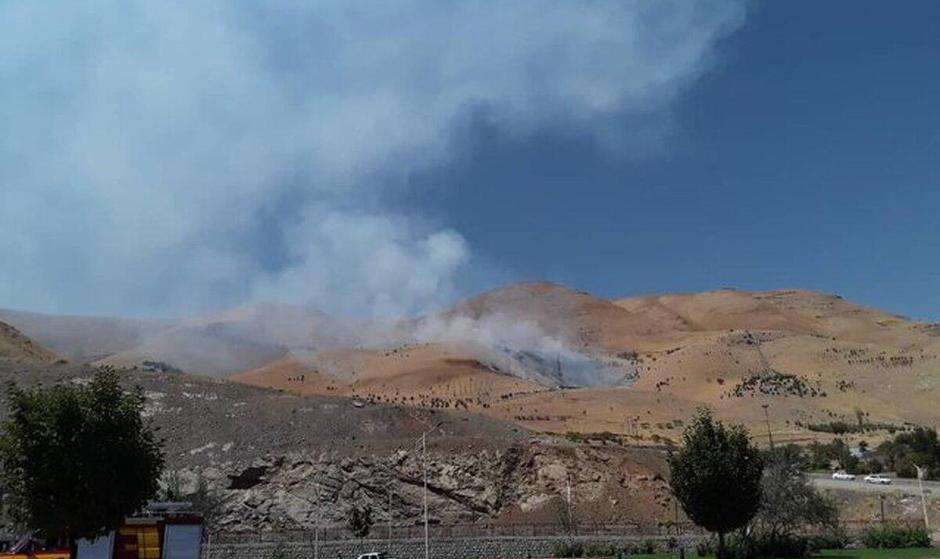 آتش‌سوزی گسترده کوه دراک شیراز پس از ۲۲ ساعت مهار شد