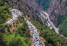 آخرین وضعیت ترافیکی جاده‌های شمالی/ این جاده یک طرفه است/ ترافیک سنگین ...