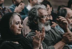 لحظه عاشقانه آقای بازیگر و همسرش در یک جشن سینمایی | ببینید