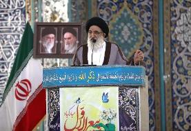 امام جمعه کرج: استکبار با گرگ‌صفتی و کفتارصفتی آمیخته شده/ امام جمعه اصفهان: بی‌حجابی خط قرمز ...