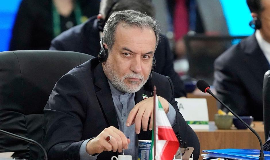 عراقچی: تا مذاکرات نتیجه ندهد با آژانس همکاری نخواهیم کرد