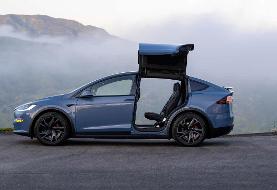 خداحافظی با دو مدل تسلا / ربات‌ها از راه می‌رسند