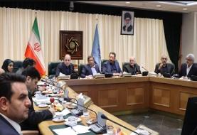 همتی: میزان عرضه ارز از تقاضا پیشی گرفت