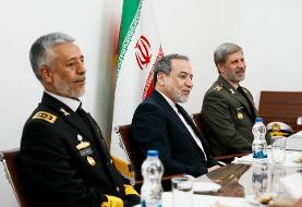 سرلشکر حاتمی: دیپلماسی و دفاع در یک میدان مشترک هستند