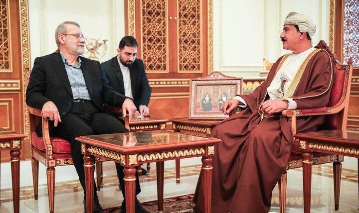 لاریجانی با وزیر دفتر سلطنتی عمان دیدار و گفتگو کرد