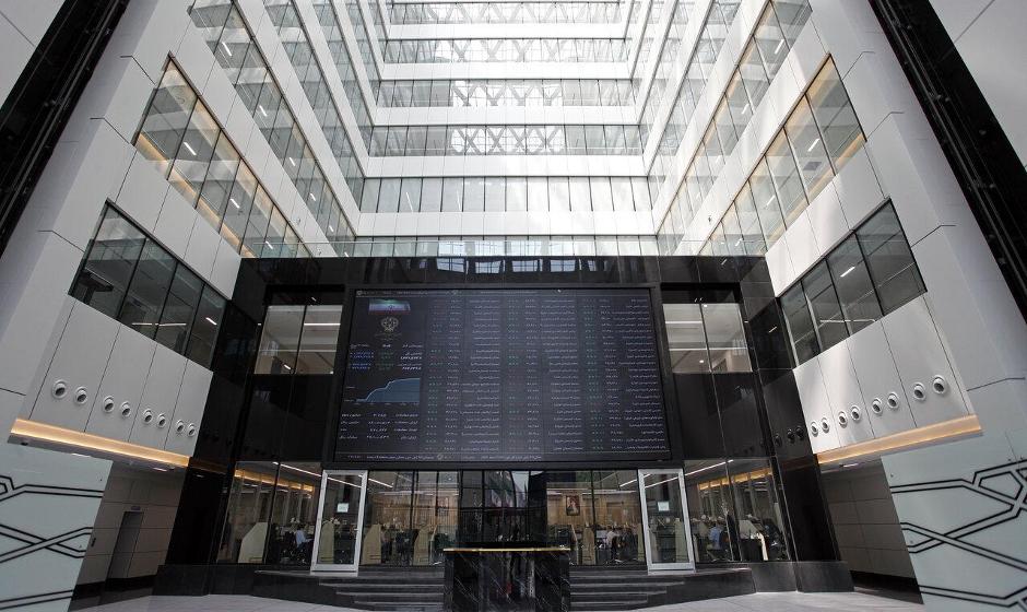 سه‌شنبه‌ای پرتحرک در بازارها | دلار و سکه صعود کردند